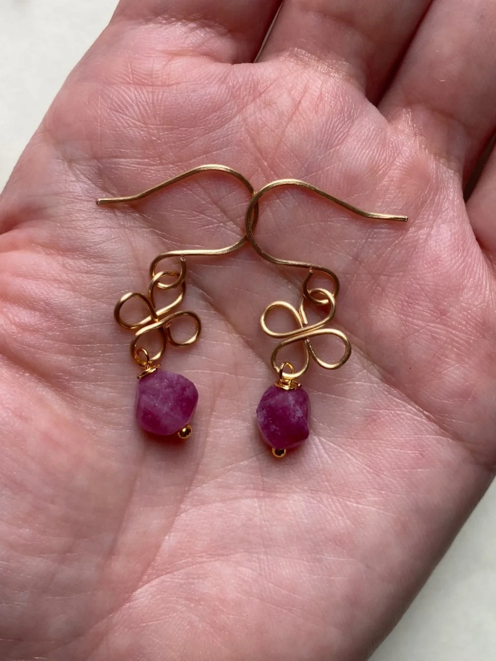 Hand Crafter Magenta Chalcedony Clover Earrings